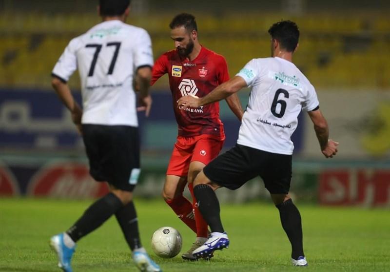 لیگ برتر فوتبال، علیپور پرسپولیس را برنده به رختکن برد، یک نیمه تا قهرمانی