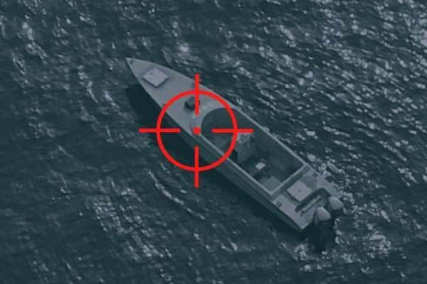 ائتلاف متجاوز سعودی مدعی انهدام یک فروند قایق نیرو های یمنی شد خبرنگاران