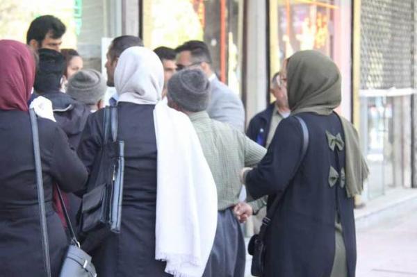 ماسک زدن جایگزین فاصله فیزیکی نمی شود ماسک زدن جایگزین فاصله فیزیکی نمی شود
