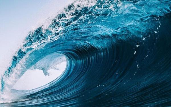 نانوژنراتورهایی که از امواج اقیانوس، انرژی فراوری می نمایند