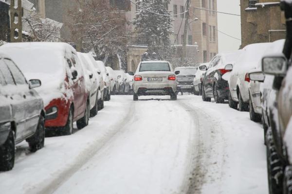 بارش سنگین برف در تهران؛ یخبندان در راه است ، هشدار هواشناسی درباره خسارت های احتمالی ، آماده باش به دستگاه ها